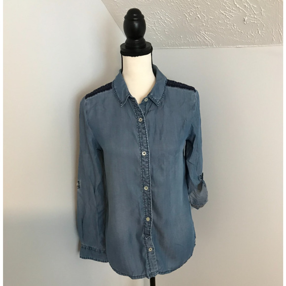Anthropologie Holding Horses Dakota Chambray Embroidered Blouse - Size Small - Picture 1 of 10